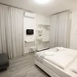 Del Pozzo 2* Modena