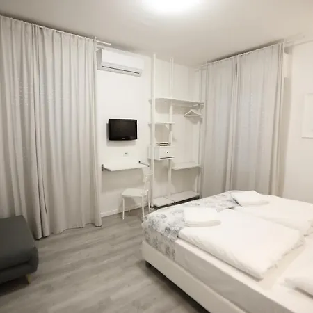 Del Pozzo 2* Modène