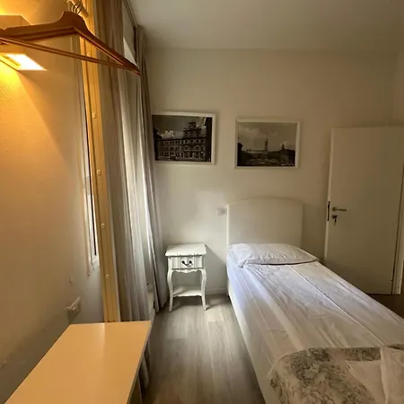 Del Pozzo Ξενοδοχείο 2*