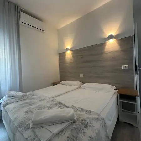 Ξενοδοχείο Del Pozzo 2*