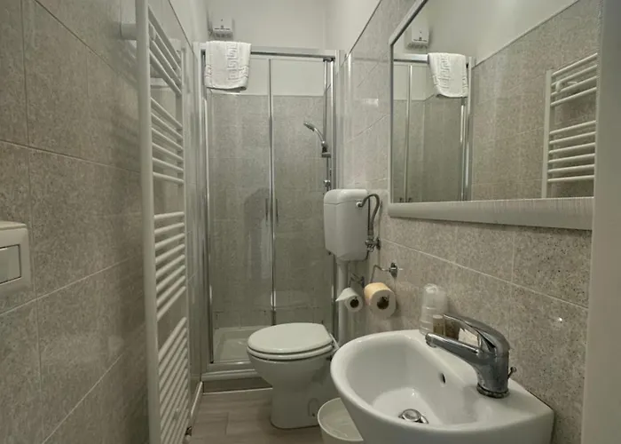 Del Pozzo 2* Модена